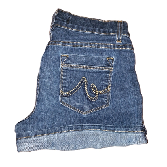 Papaya Jean Shorts - Picture 2 of 5